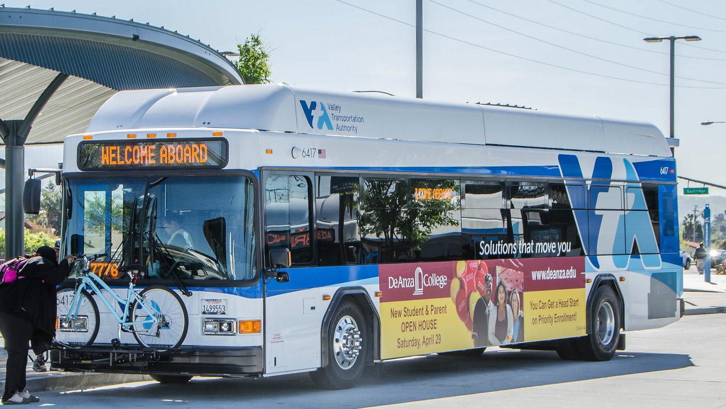 vta-bus-and-passenger-loading-bike
